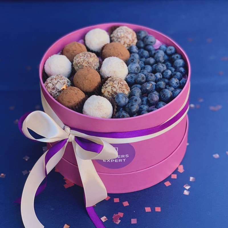 Коробочка с трюфелями и голубикой "TRUFBERRY" — Фото 5