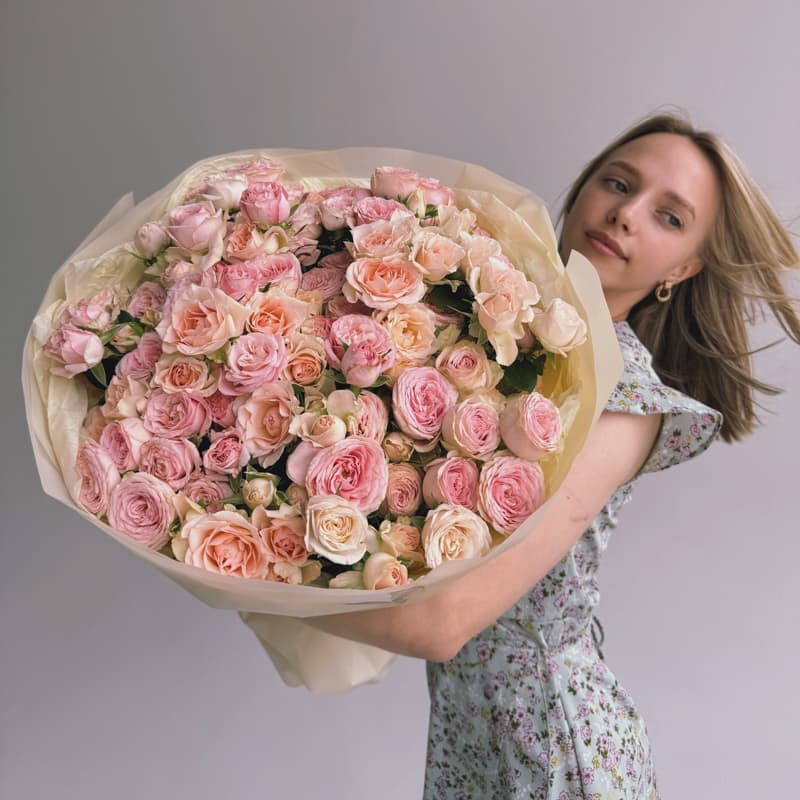 Букет из 29 кустовых роз "DEAR LOVE" — Фото 3