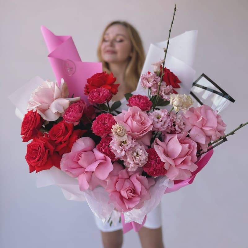 Открыть фото крупно Букет из французских роз "BARBIE GIRL"