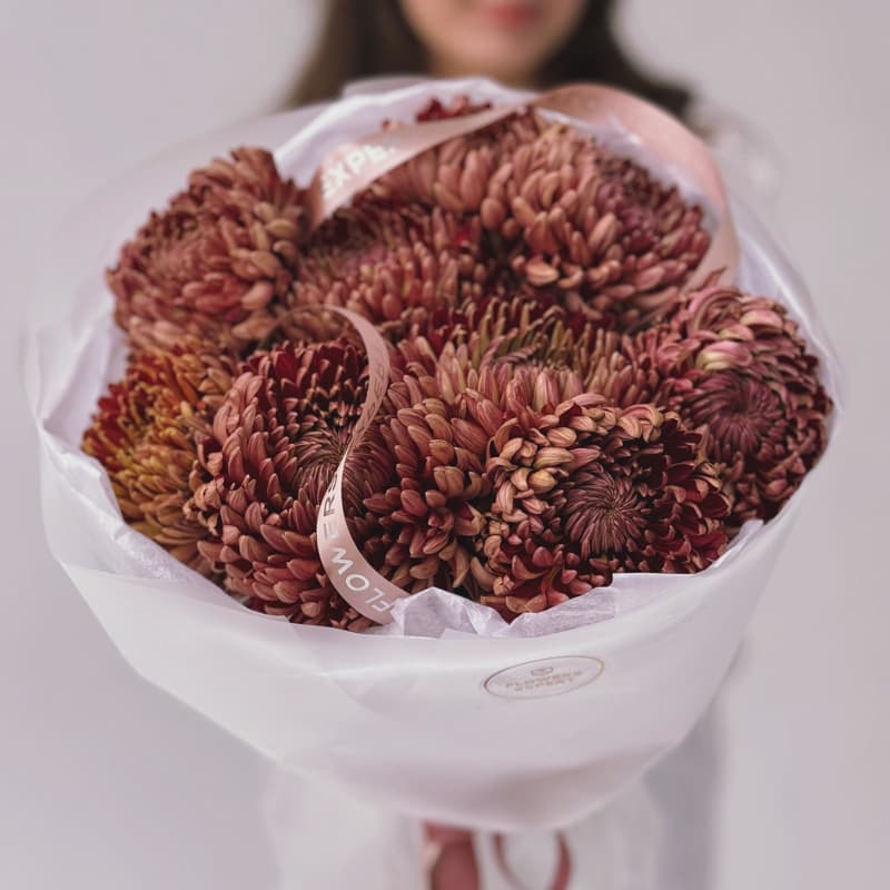 Букет из 9 хризантем "BIGOUDI CHOCOLATE" — Фото 4