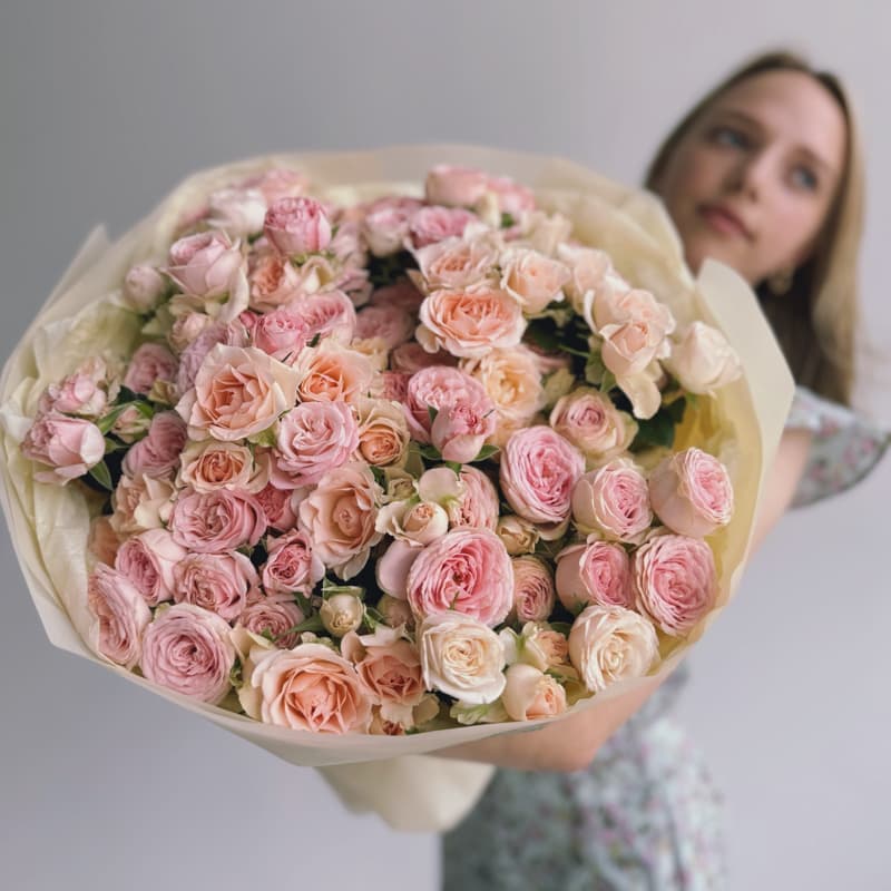 Букет из 29 кустовых роз "DEAR LOVE" — Фото 2