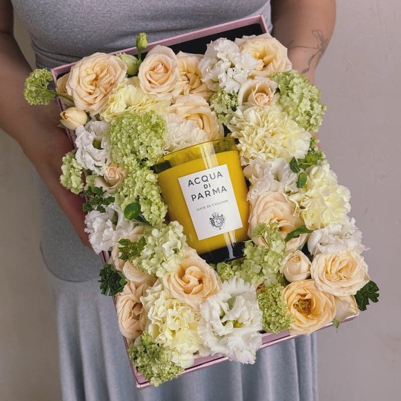 Коробочка с цветами и свечой ACQUA DI PARMA "ITALIAN BLOOM" — Фото 2