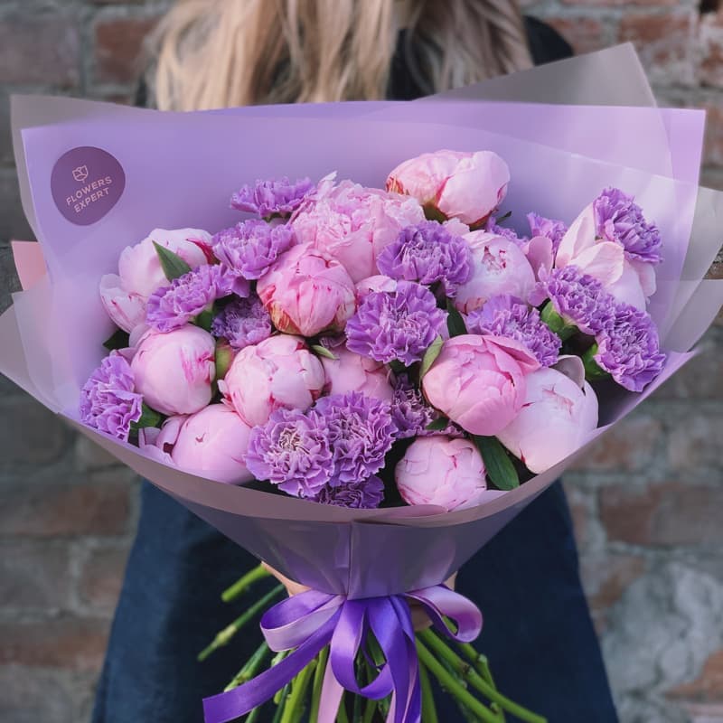 Открыть фото крупно Букет с пионами и лунными гвоздиками "PINKY PURP" — Фото 3