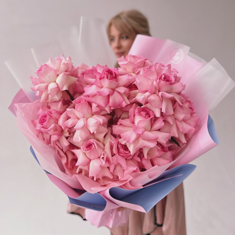 Букет из 25 французских роз "COLD PINK"