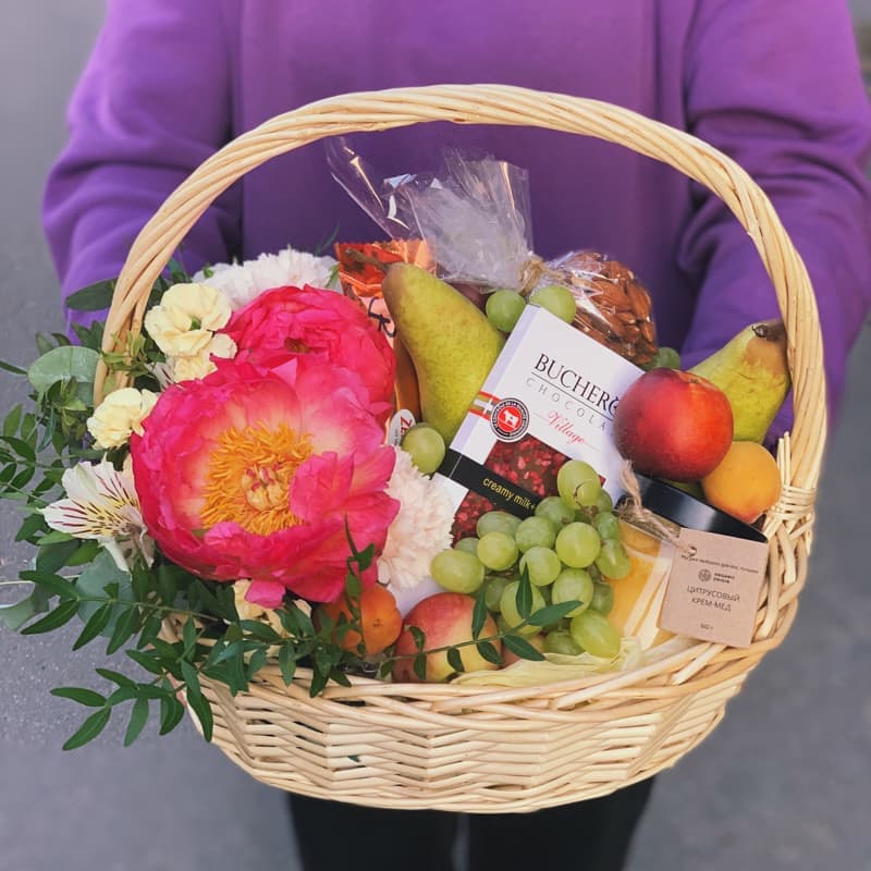 Корзинка с фруктами и цветами "HARVEST" — Фото 2