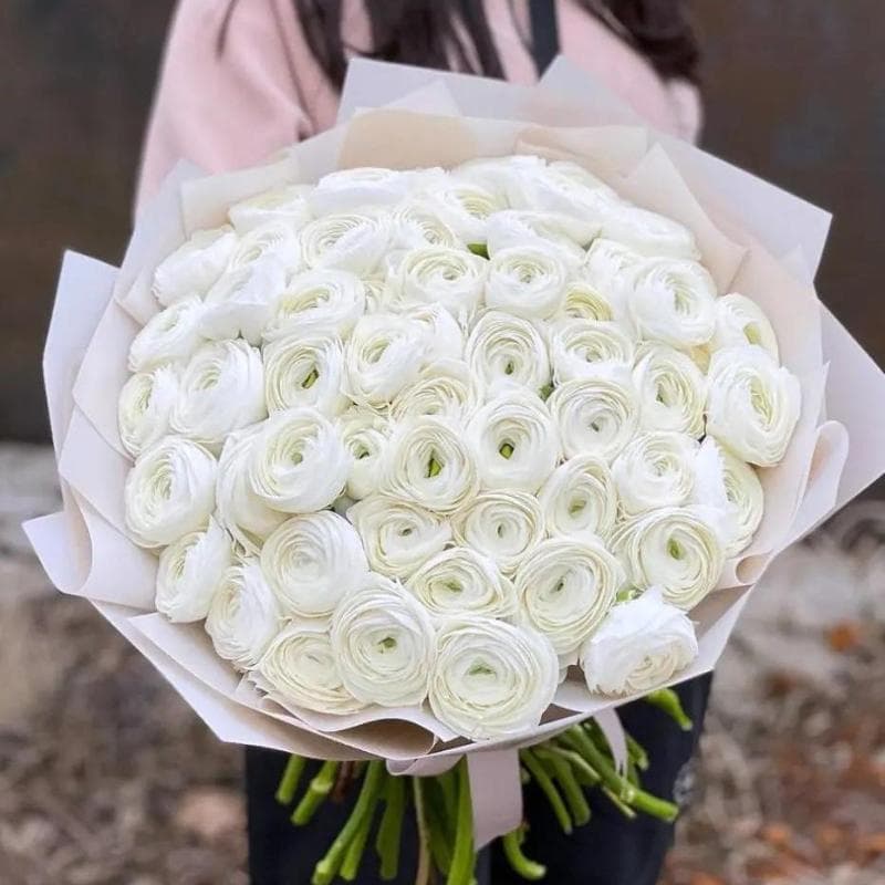 Открыть фото крупно Букет из 101 ранункулюса "WHITE"