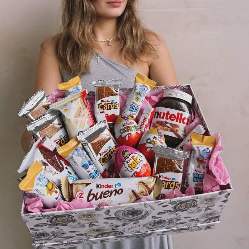 Открыть фото крупно Коробочка с киндерами "CHOCO KINDER JOY" — Фото 2