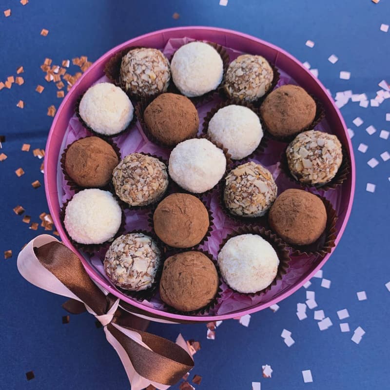 Открыть фото крупно Коробочка с 18 трюфелями "TRUFFLES" — Фото 3