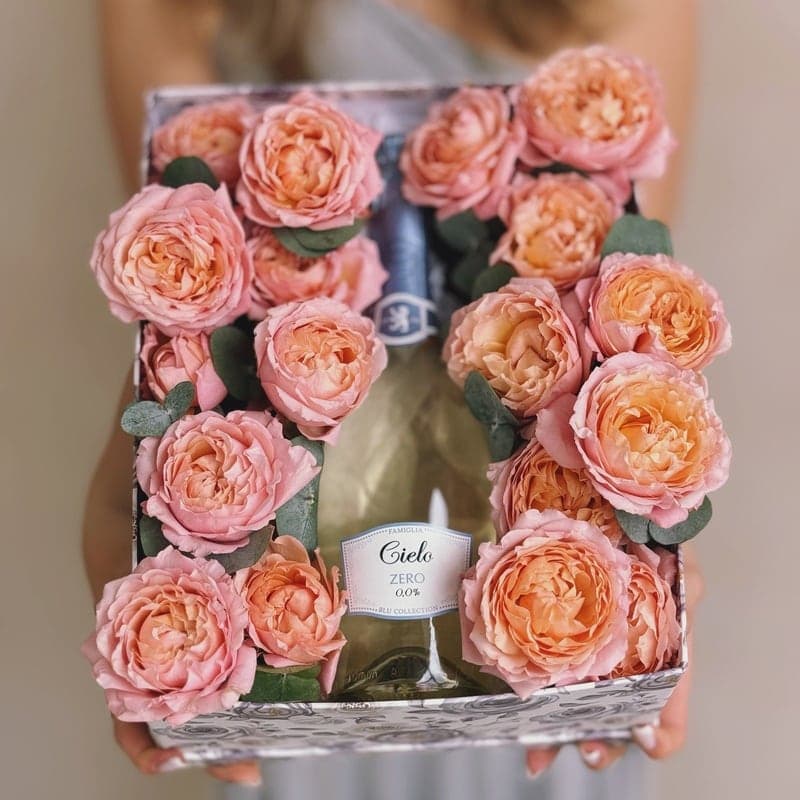Открыть фото крупно Коробочка с безалкогольным шампанским CIELO "BLOOM & BUBBLES" — Фото 2